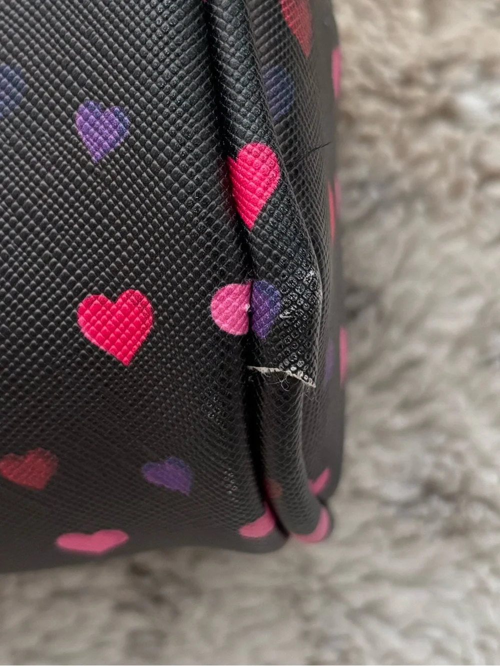 N/A hearts cosmetic